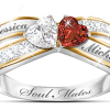 Deux coeurs deviennent âmes mates topaze et grenat gravé bague Deux coeurs deviennent âmes mates topaze et grenat gravé bague